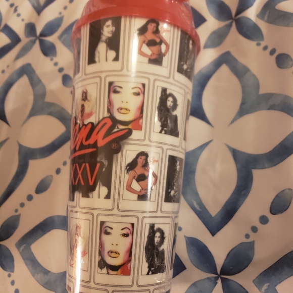 Limited Edition 2020 Selena Cups - Picture 6 of 7